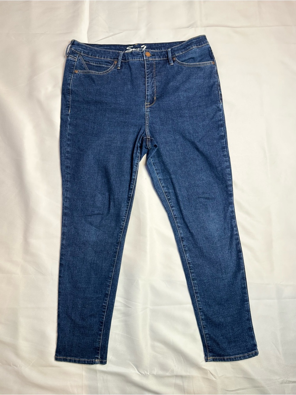 Seven7 Women's Skinny Jeans in Dark Blue Wash